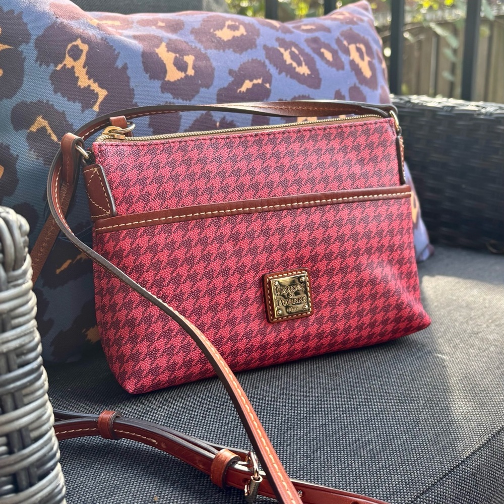 NWT Dooney & Bourke Ginger Crossbody Bag